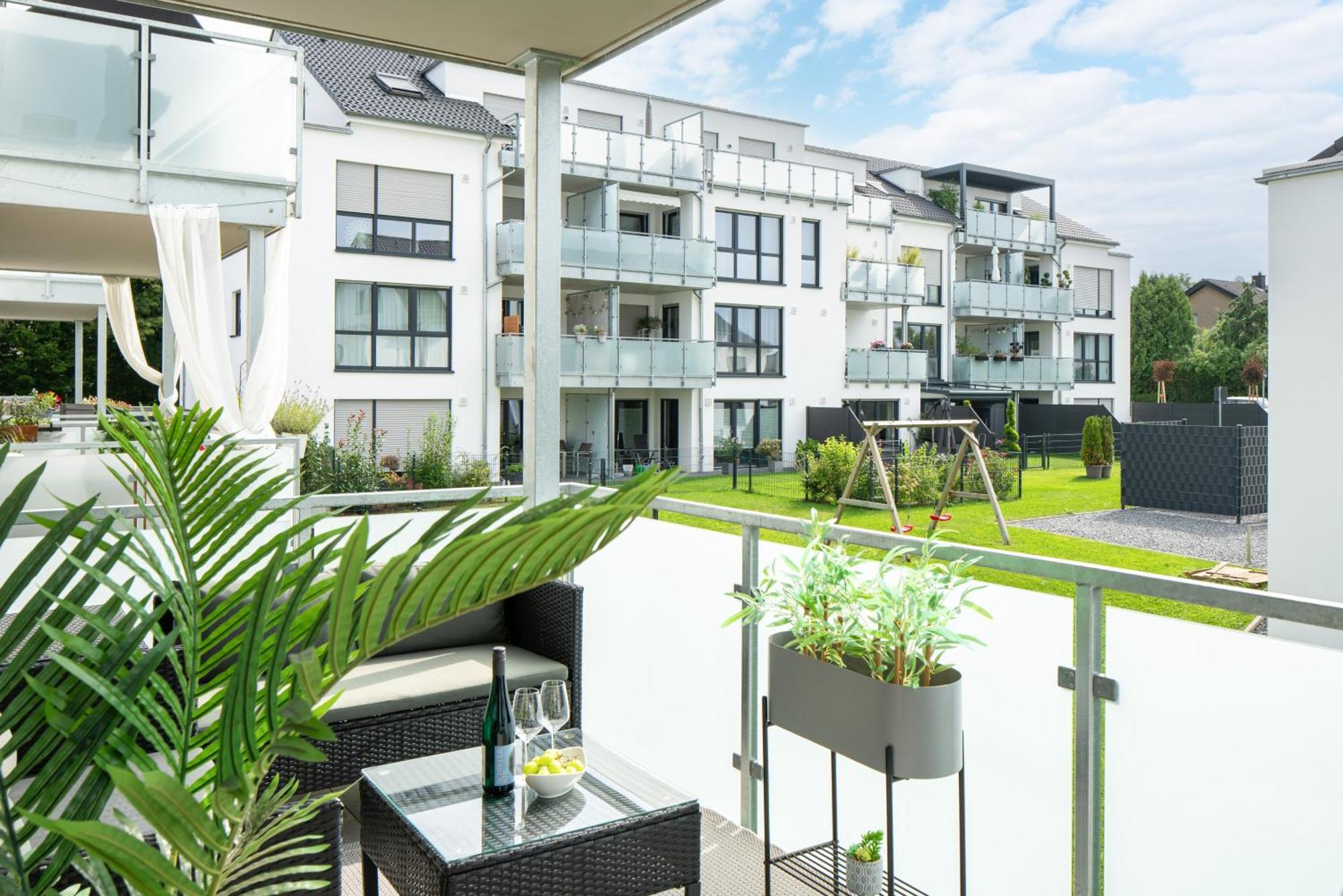 Fairmieten I Moderne Suite I Parkplatz บีเลอเฟล์ด ภายนอก รูปภาพ