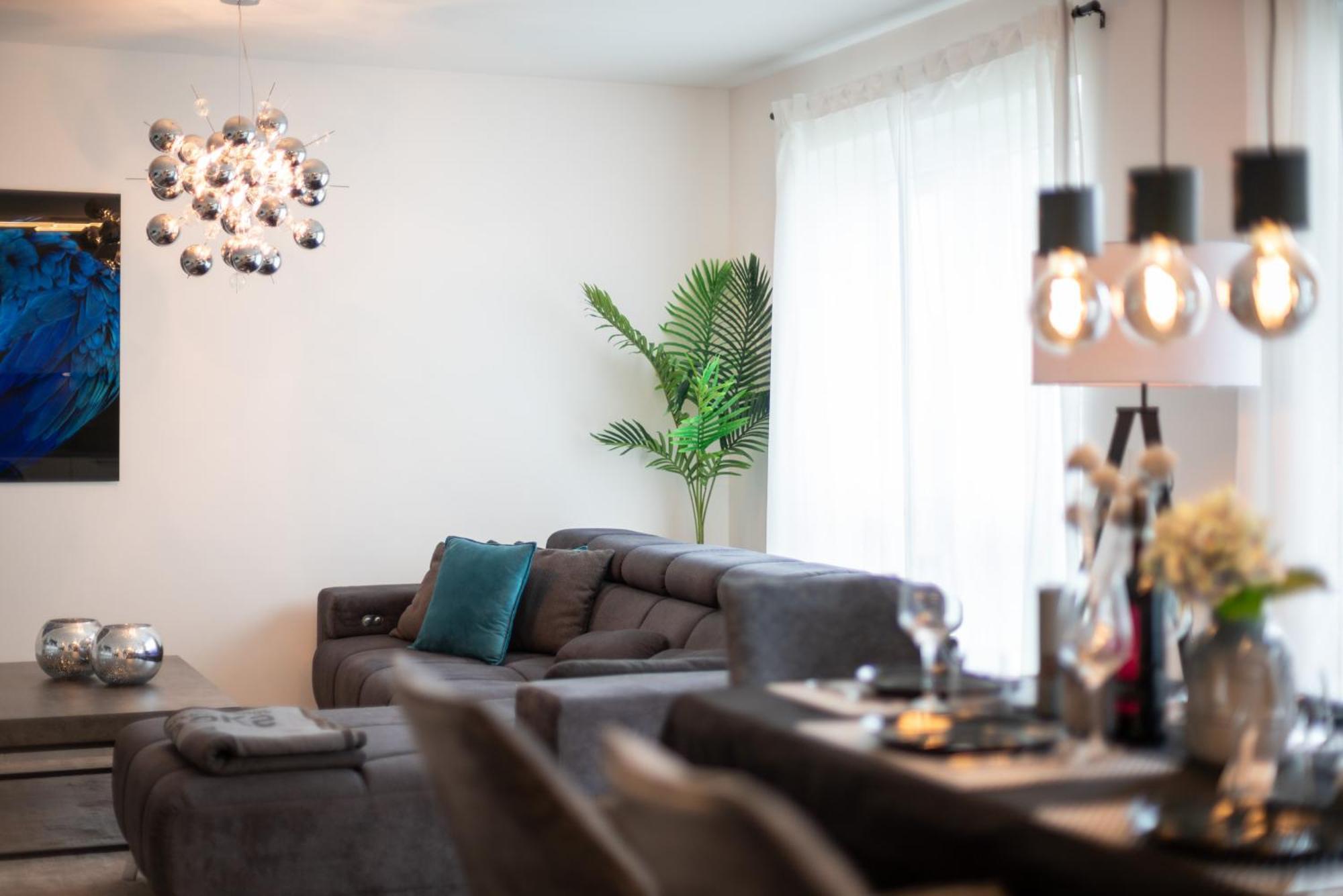 Fairmieten I Moderne Suite I Parkplatz บีเลอเฟล์ด ภายนอก รูปภาพ